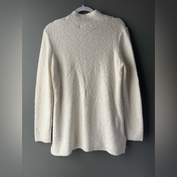 Calvin Klein Womens White/Cream Crewneck Sweater Medium Cozy Fluffy Fall - Picture 7 of 7
